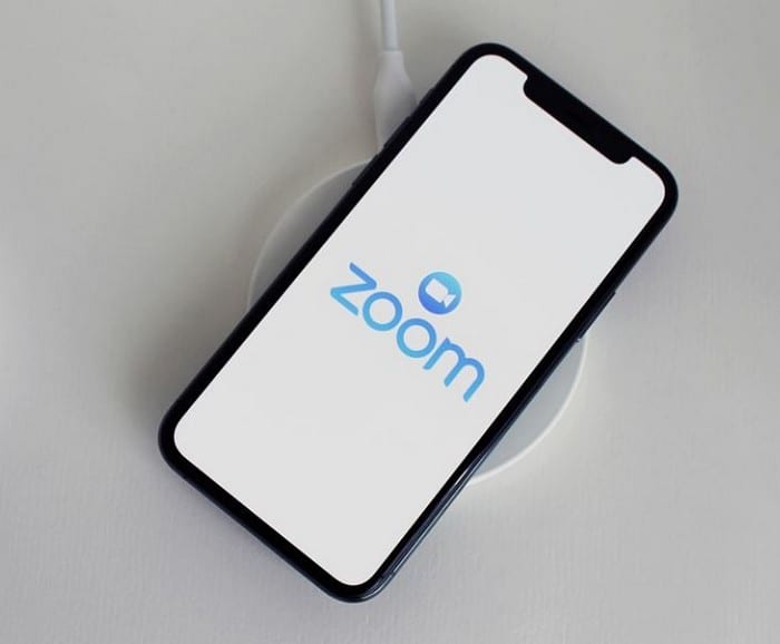 Zoom: com silenciar el so del missatge nou