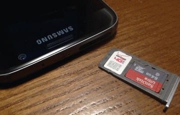 Jak vysunout zásobník na SIM/SD kartu Samsung Galaxy S9
