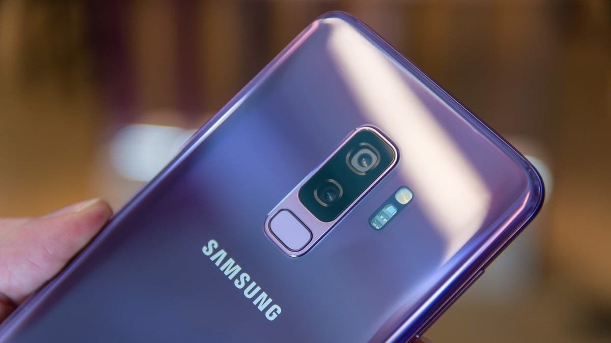 Kako povezati Samsung Galaxy S10 na Mac ili PC