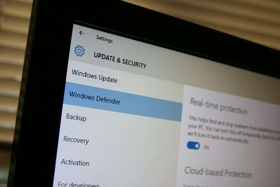 Vai man ir jāiegādājas pretvīrusu programmatūra savam jaunajam Windows 10 datoram?