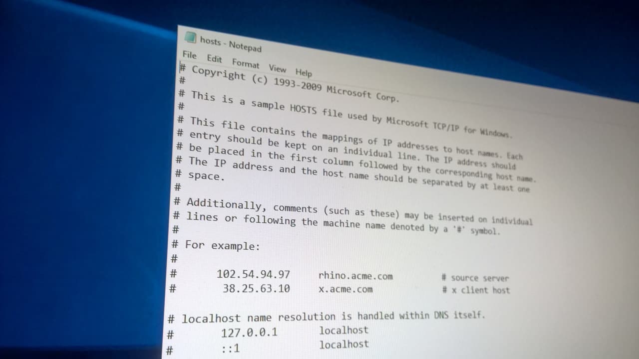 Hosts-tiedoston muokkaaminen Windows 10:ssä (ja miksi saatat haluta)