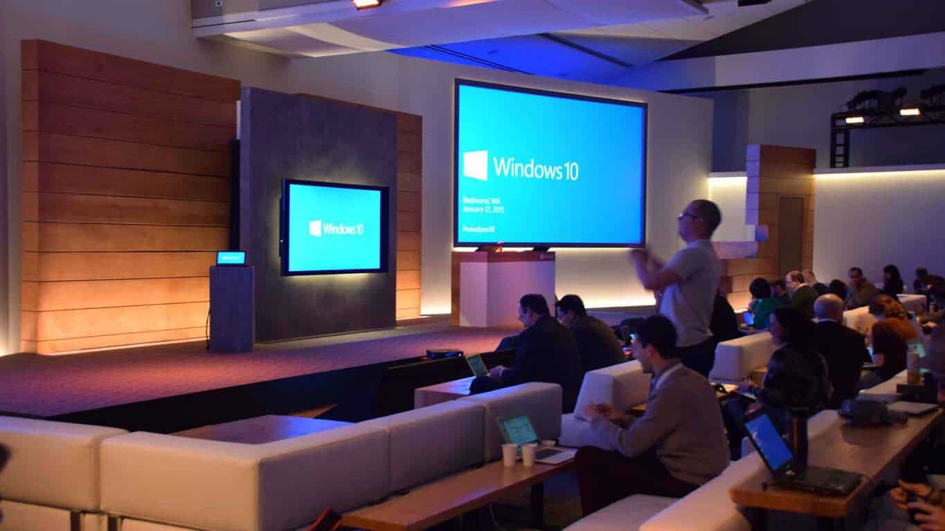 Kā iestatīt nakts gaismu Windows 10 veidotāju atjauninājumā