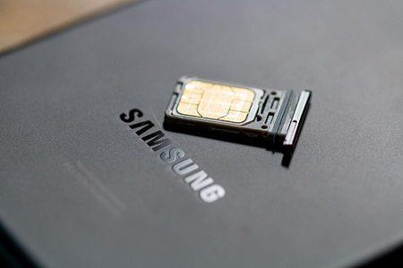 Parandage Androidi valge surmaekraan Samsungi seadmetes