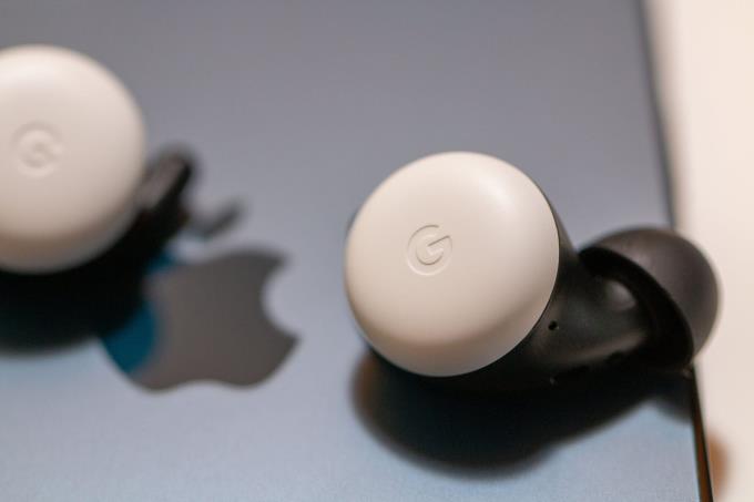 Ar galite naudoti „Pixel Buds“ su „iPhone“?