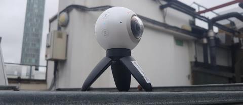 Ανασκόπηση Samsung Gear 360: Μια υπέροχη κάμερα 360 μοιρών, αλλά παίζει καλά μόνο με τηλέφωνα Galaxy