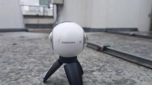 Samsung Gear 360 apskats: lieliska 360 grādu kamera, taču tā lieliski darbojas tikai ar Galaxy tālruņiem