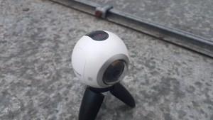 Samsung Gear 360 anmeldelse: Et flott 360-graders kamera, men det spiller bare pent med Galaxy-telefoner