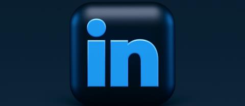 Kā izdzēst savu CV vietnē LinkedIn