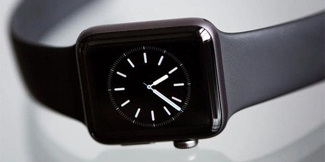 Jak vyměnit řemínek na Apple Watch