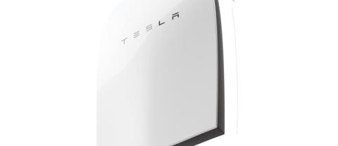 Tesla Powerwall: Vyprodáno do poloviny roku 2016 kvůli poptávce „Crazy Off The Hook“