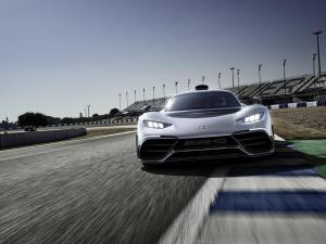 Mercedes-AMG Project One Hybrid odhalen na autosalonu ve Frankfurtu 2017: Vše, co víme