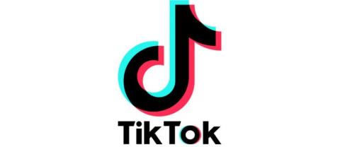 TikTok oglasi vs. Facebook oglasi