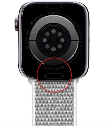 Jak vyměnit řemínek na Apple Watch