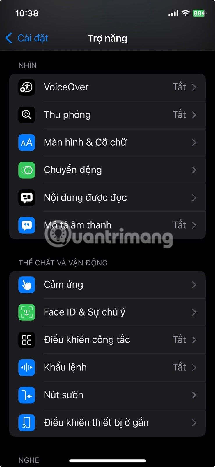 13 užitočných funkcií prístupnosti pre iPhone, ktoré ľudia často prehliadajú