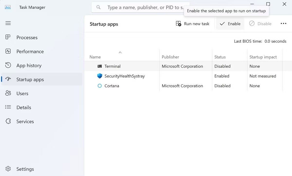 Slik kjører og stopper du ren oppstart på Windows 11