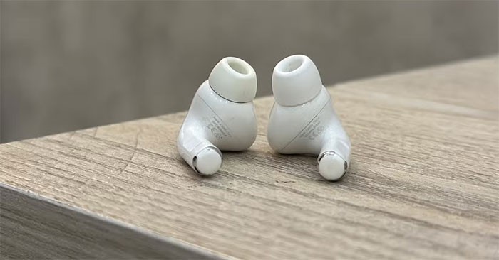 Kako uporabljati ozaveščenost o pogovorih in poslušanje v živo na AirPods