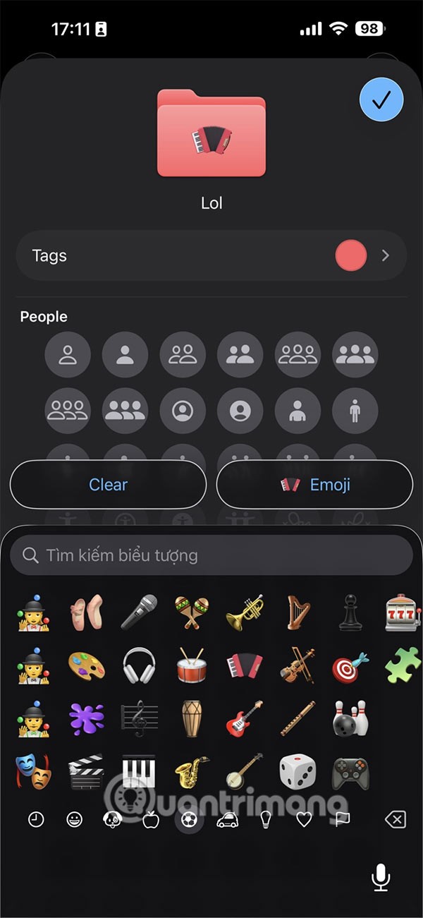Kaip pakeisti aplanko spalvą „iPhone“ failų programoje