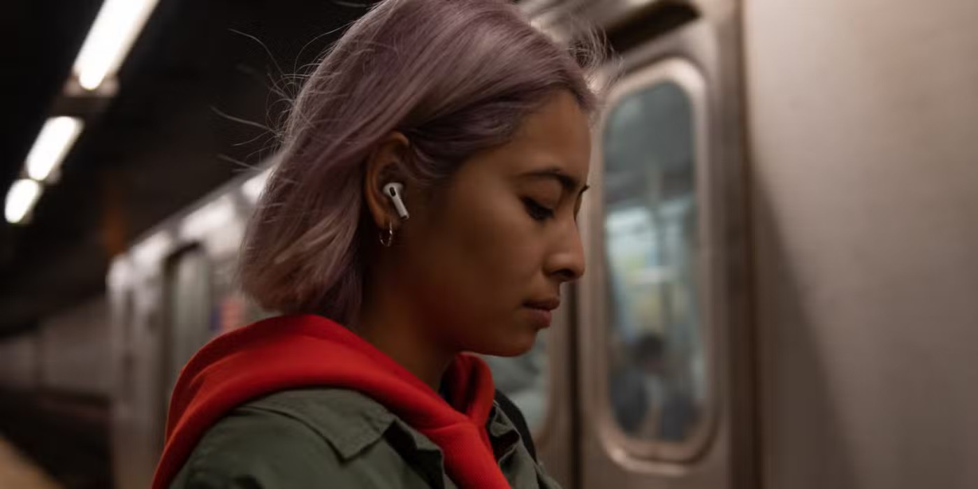 Kako uporabljati ozaveščenost o pogovorih in poslušanje v živo na AirPods