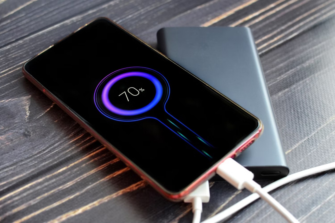 Kaip pataisyti juodą „Android“ telefono ekraną
