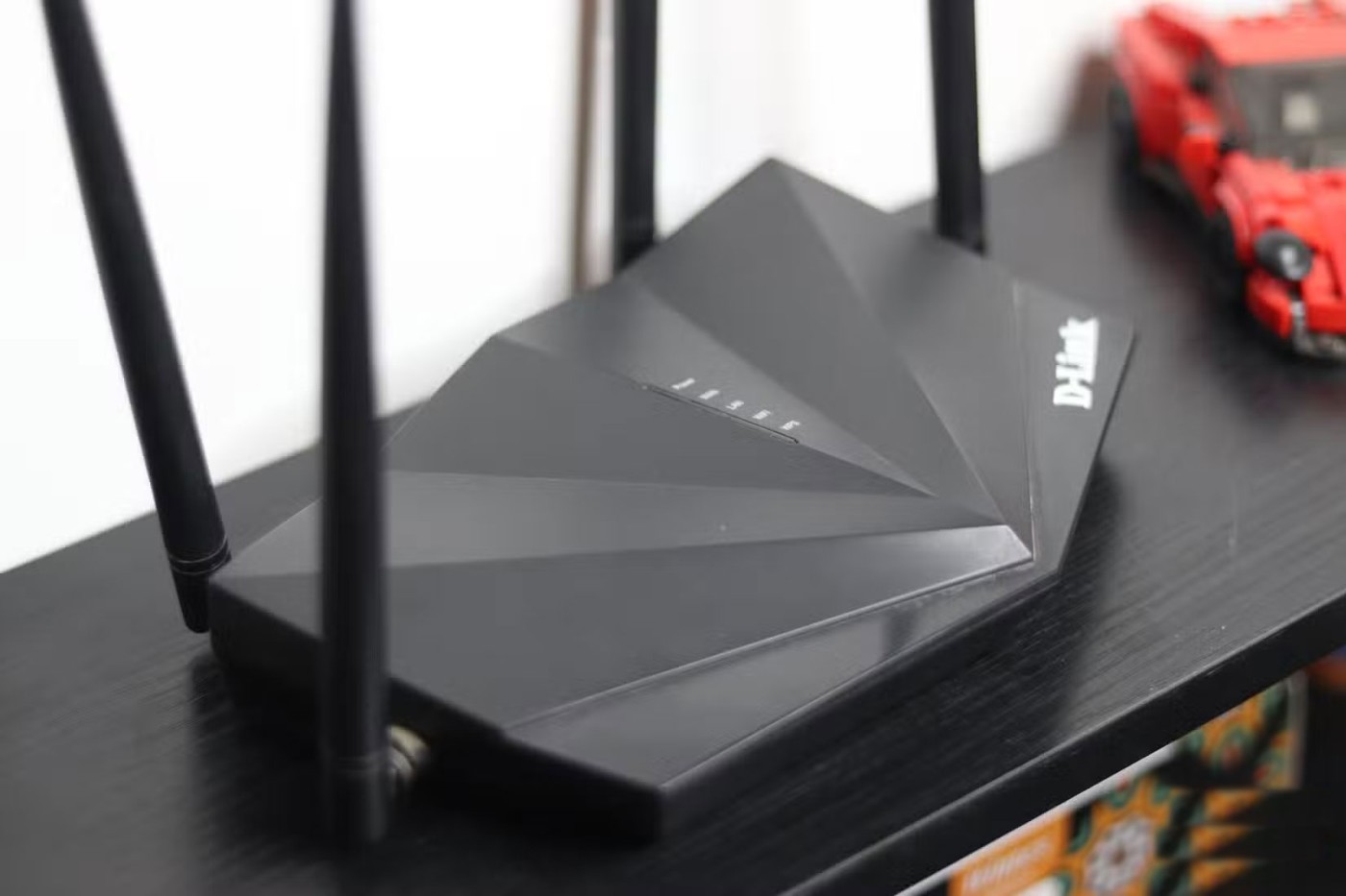 Πώς να κλειδώσετε το δίκτυο Wi-Fi επισκεπτών ώστε κανείς να μην μπορεί να κατασκοπεύσει