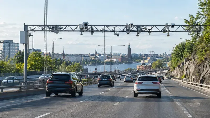 Högsäsong eller lågsäsong för trängselskatt i Stockholm – så påverkas beloppet