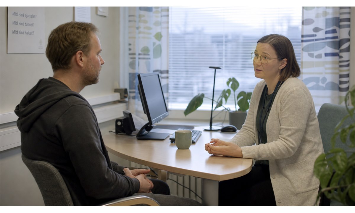 Terveyskeskukseen hakeutuminen psykiatrinen arvio Kela terapia