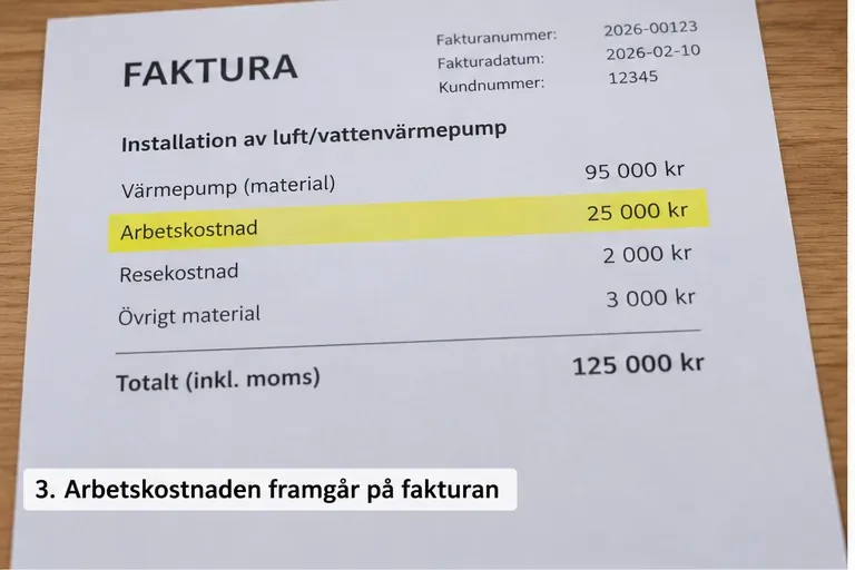 Exempel på faktura för värmepumpsinstallation där arbetskostnaden visas som en separat post